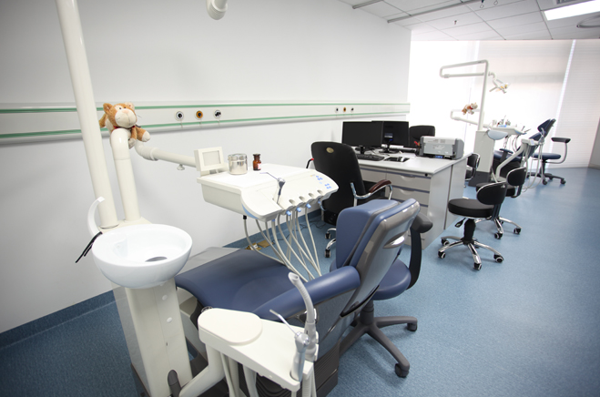 口腔護(hù)理中心潔凈室裝修執(zhí)行標(biāo)準(zhǔn)及注意事項(xiàng)有哪些？